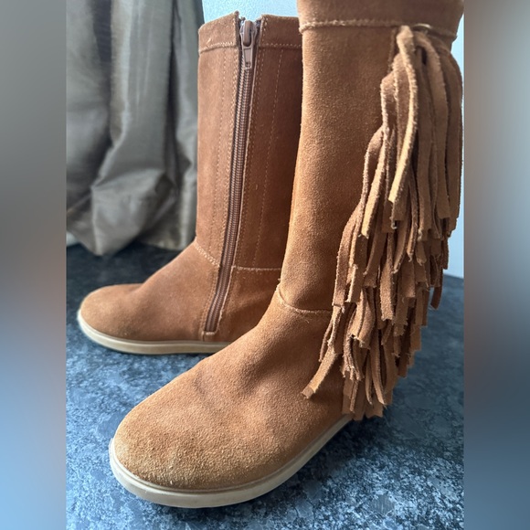 Like New Tucker + Tate Real Suede Leather Fringe Boots, girls 13, MSRP $89 - Picture 1 of 10